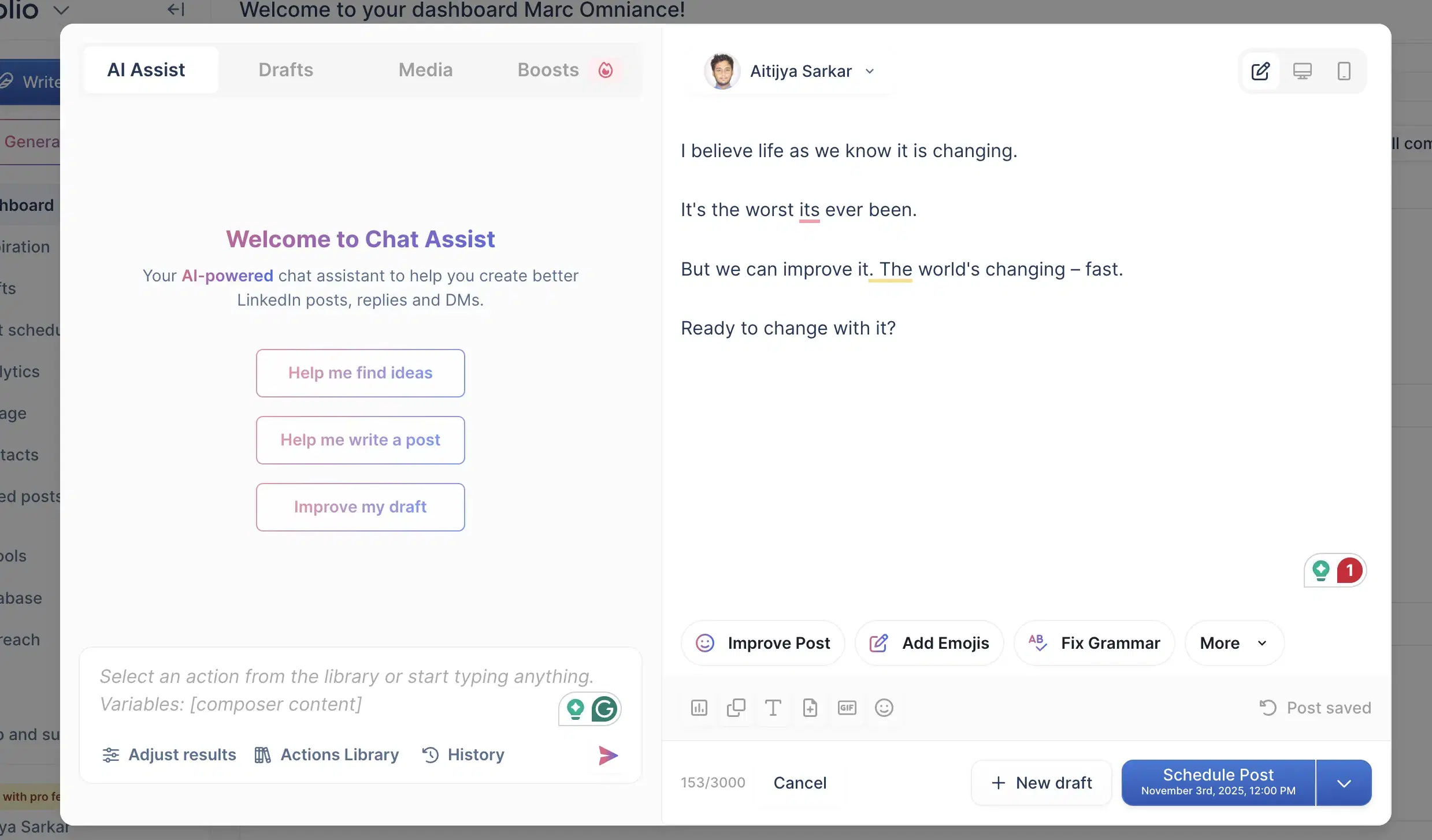 Taplio's editor interface with the inspiration library surfaced alongside the composer.